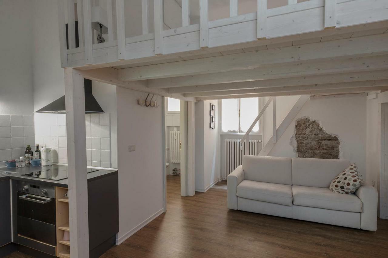 New Loft In The Heart Of Bologna 2 Apartment Exterior photo